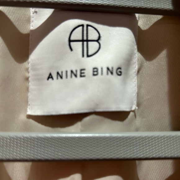 Annie Bing beige blazer - Picture 5 of 6
